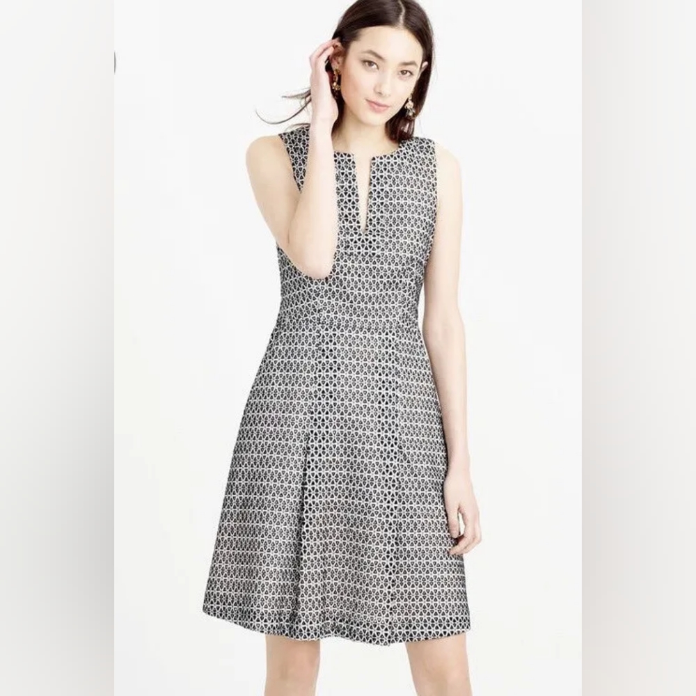 J Crew contrast eyelet dress size 6P NWT